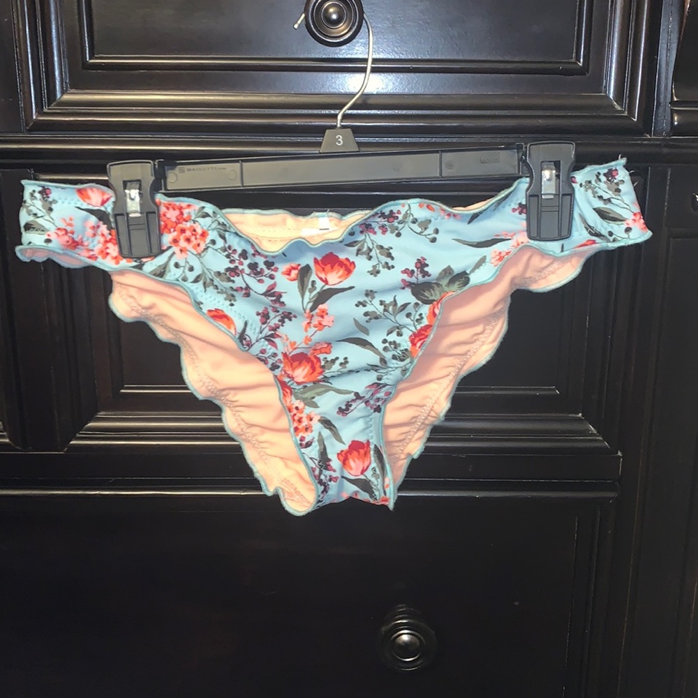 Mossimo TM Bathing suit bottoms
